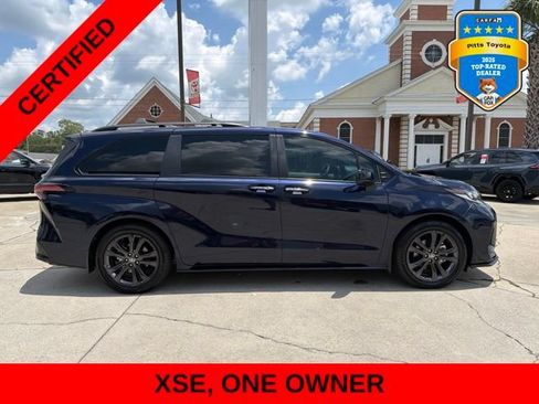 Certified 2025 Toyota Sienna XSE FWD image 4