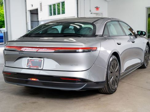 Used 2024 Lucid Air Pure RWD image 12