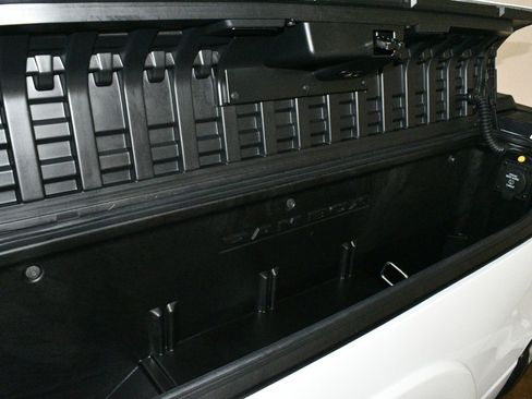 Used 2025 RAM 1500 Limited AWD/4WD image 96