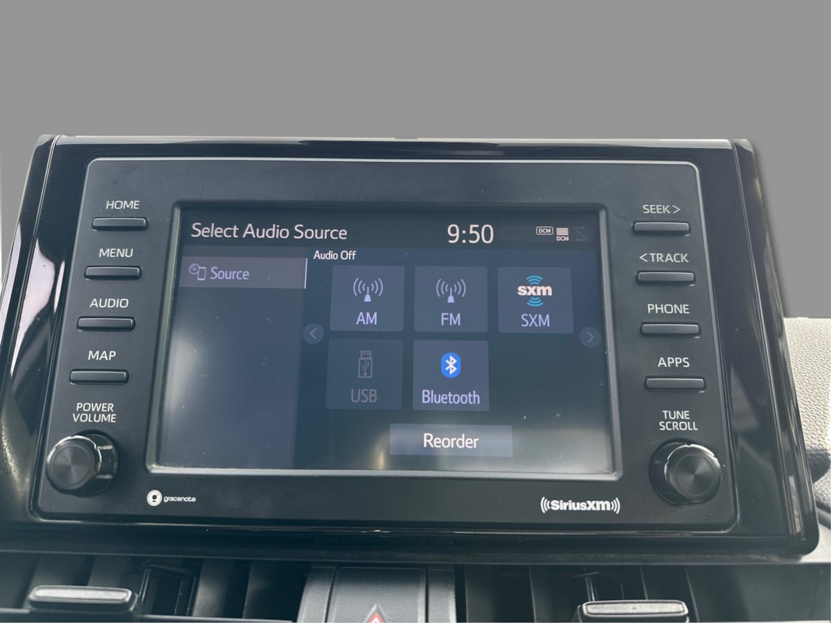 Used 2021 Toyota RAV4 LE AWD/4WD image 33