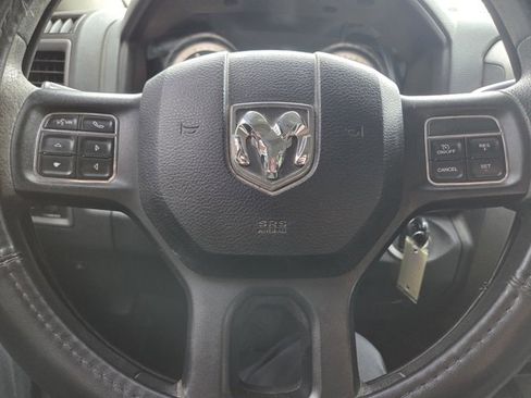 Used 2018 RAM 2500 Tradesman w/ Chrome Appearance Group image 14