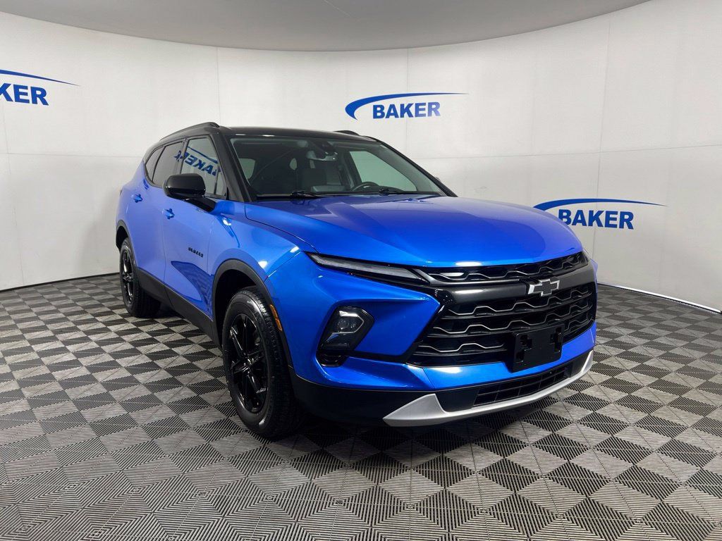Certified 2024 Chevrolet Blazer LT w/ Convenience Package AWD/4WD image 8