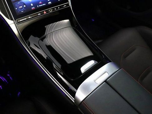 Used 2024 Mercedes-Benz GLC 43 AMG GLC 43 AMG image 31