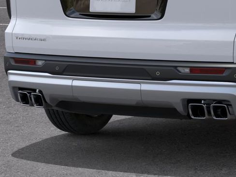 New 2026 Chevrolet Traverse LT image 14