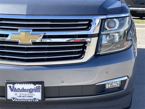 Used 2018 Chevrolet Suburban Premier image 8