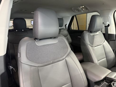 New 2026 Ford Explorer Active w/ Active Comfort Package image 30
