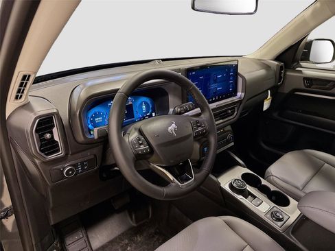 New 2026 Ford Bronco Sport Badlands w/ Badlands Tech Package AWD/4WD image 9