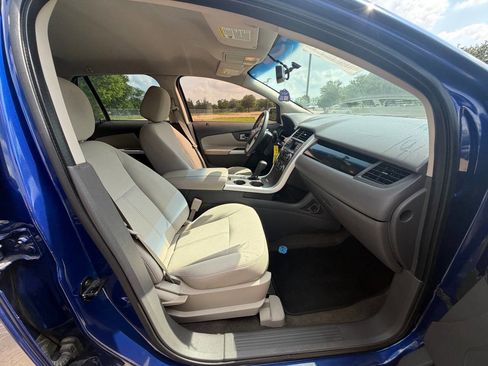 Used 2013 Ford Edge SE image 29