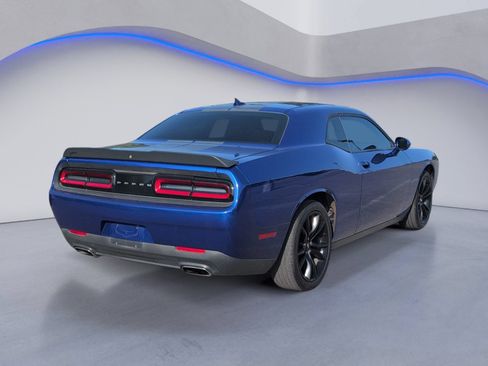 Used 2018 Dodge Challenger SXT w/ Blacktop Package RWD image 3