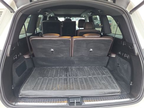 Used 2021 Mercedes-Benz GLS 450 4MATIC image 18