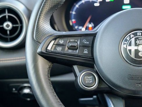 Used 2024 Alfa Romeo Tonale Ti w/ Active Assist Package image 39