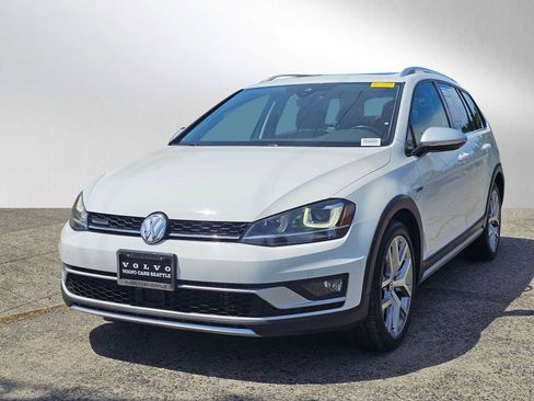 Used 2017 Volkswagen Golf Alltrack SEL AWD/4WD image 7