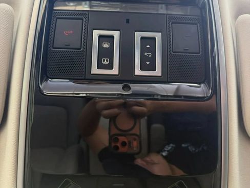 Used 2018 Land Rover Range Rover Supercharged AWD/4WD image 29