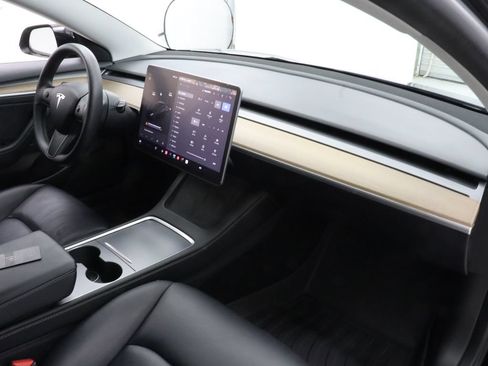 Used 2022 Tesla Model 3 Long Range AWD/4WD image 21