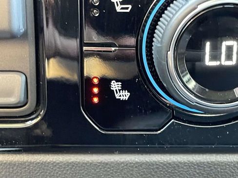 Used 2024 Chevrolet Silverado 2500 LT w/ Convenience Package image 29