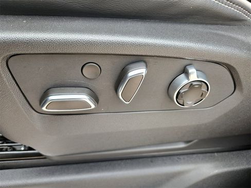 Used 2024 GMC Sierra 1500 AT4X image 26