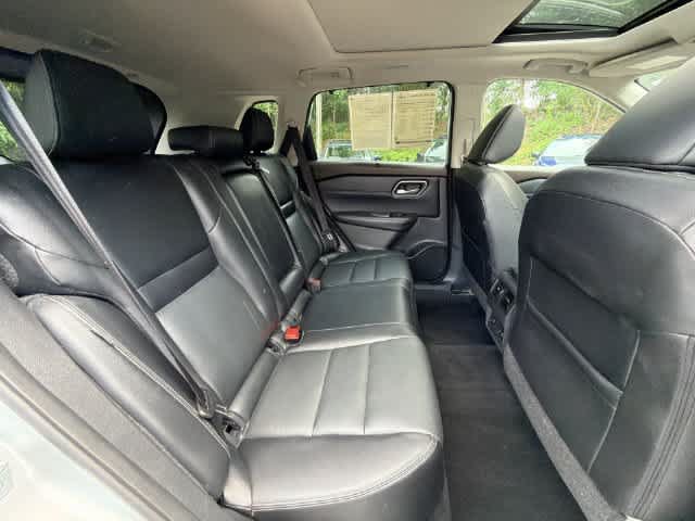 Used 2021 Nissan Rogue SL w/ Premium Package AWD/4WD image 24