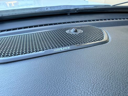 Used 2022 RAM 1500 Laramie AWD/4WD image 21
