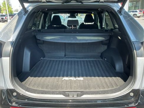 Used 2022 Toyota RAV4 SE w/ Convenience Package AWD/4WD image 23