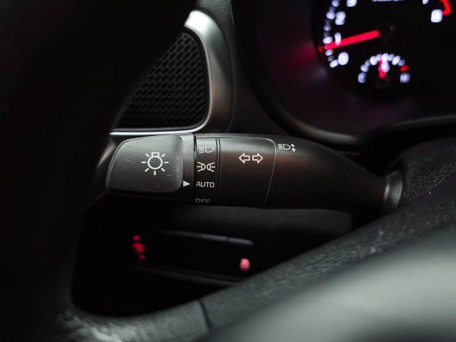 Used 2020 Kia Soul LX FWD image 20