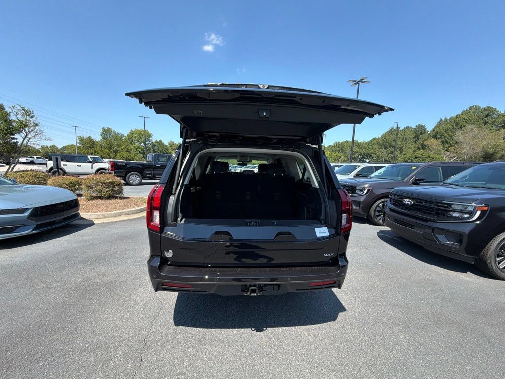 New 2027 Ford Expedition Max Active RWD image 20