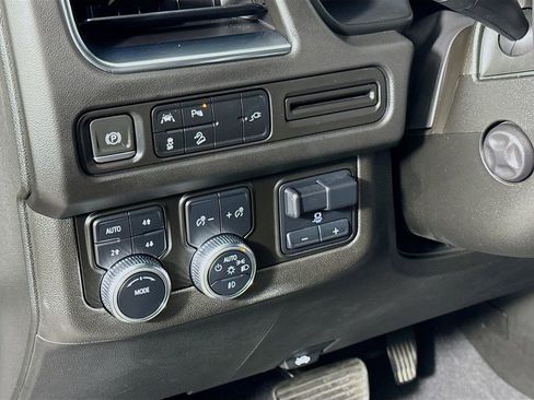 Used 2022 GMC Yukon AT4 w/ Max Trailering Package image 10