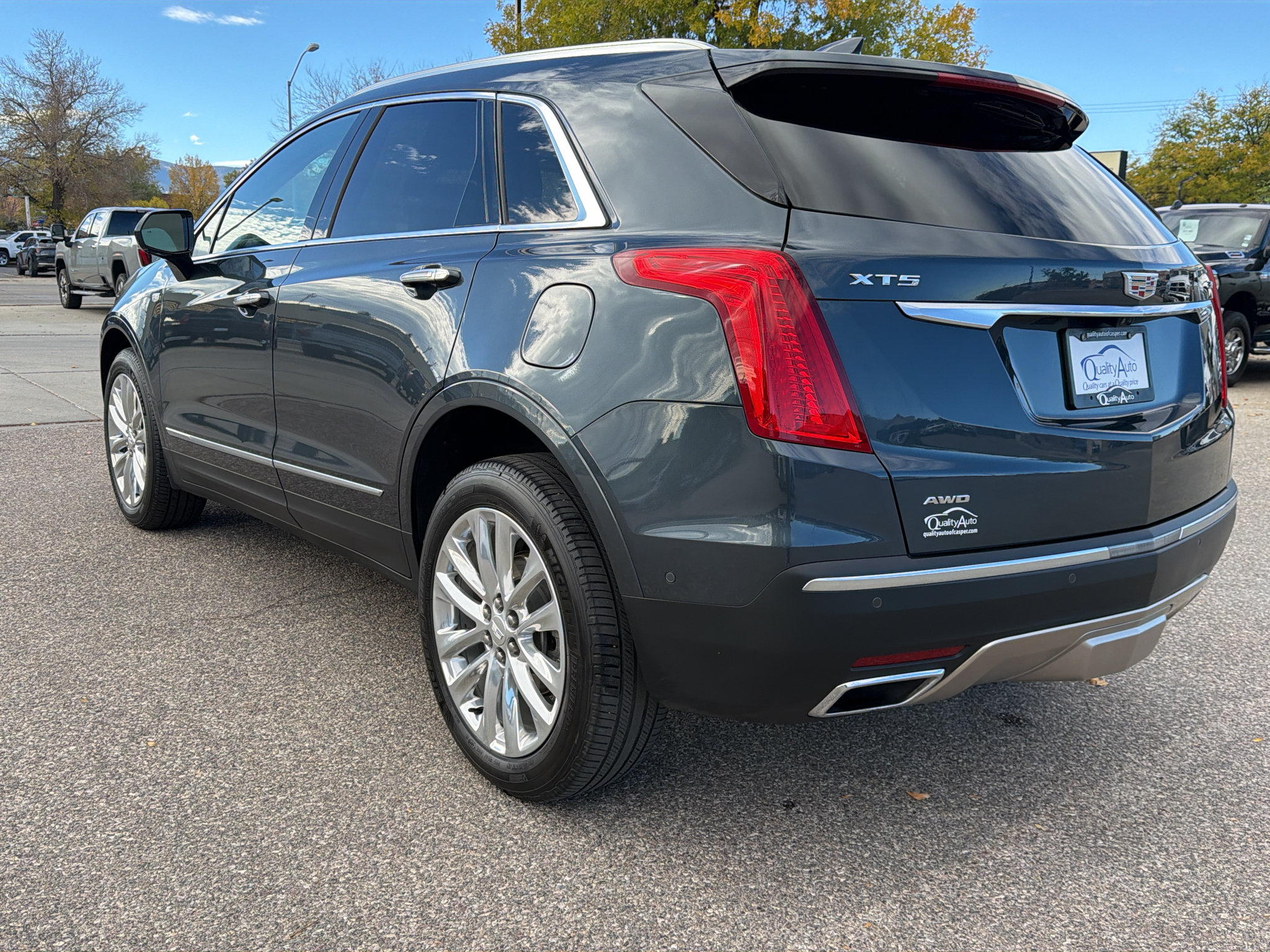 Used 2019 Cadillac XT5 Platinum AWD/4WD image 9