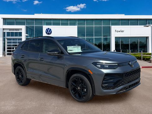 New 2026 Volkswagen Tiguan SE R-Line AWD/4WD image 3