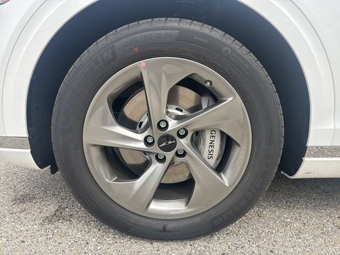 New 2026 Genesis GV70 2.5T Select AWD/4WD image 12