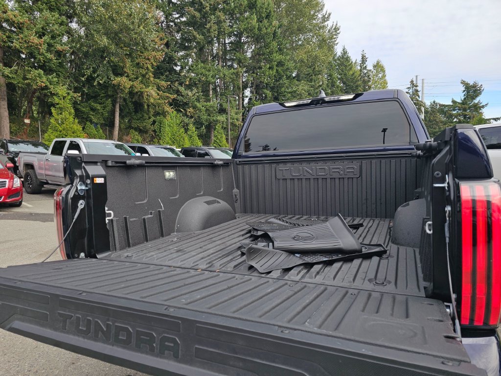 Used 2026 Toyota Tundra Platinum w/ TRD Off-Road Package AWD/4WD image 18