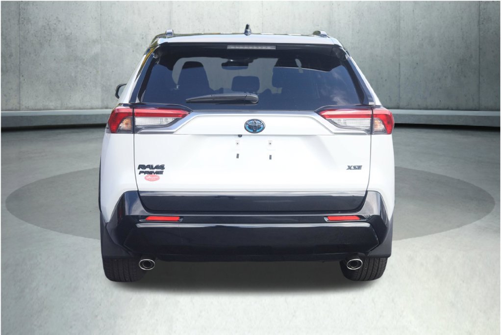 Certified 2023 Toyota RAV4 XSE w/ Weather Package AWD/4WD image 17
