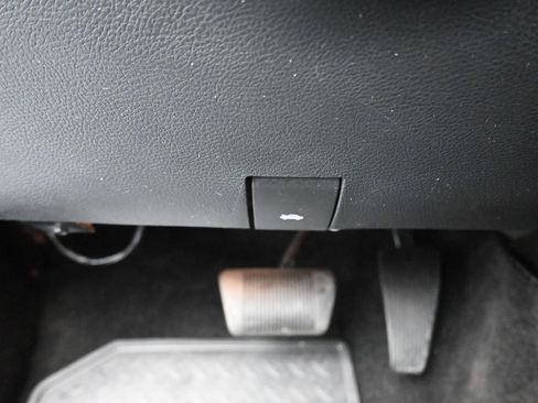 Used 2016 RAM 2500 Outdoorsman image 26