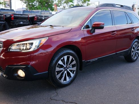 Used 2016 Subaru Outback 2.5i Limited image 9