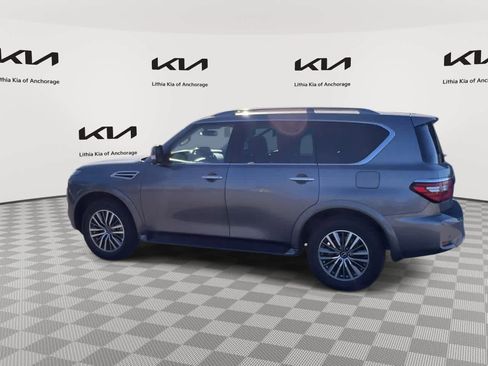 Used 2023 Nissan Armada SL w/ Captain's Chairs Package image 5