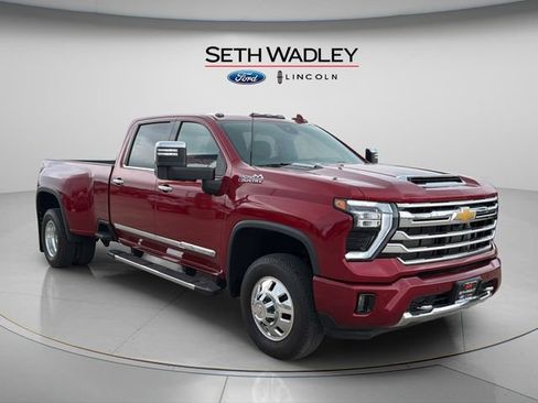 Used 2024 Chevrolet Silverado 3500 High Country AWD/4WD image 1