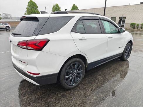 Certified 2022 Chevrolet Equinox RS w/ Infotainment Package AWD/4WD image 4