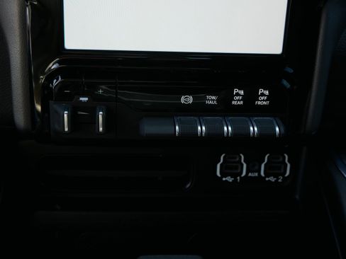 Used 2023 RAM 2500 Laramie AWD/4WD image 28
