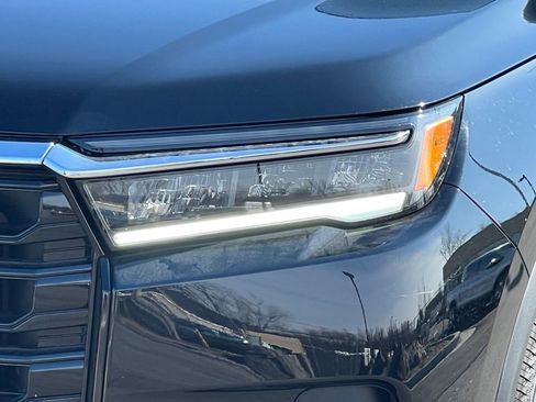 New 2026 Honda Pilot Touring image 42