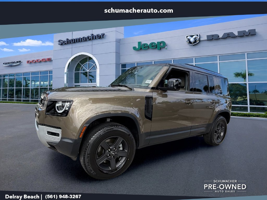 Used 2023 Land Rover Defender 110 S AWD/4WD image 3
