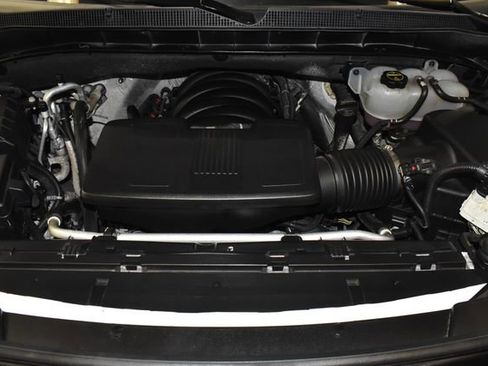 Used 2025 Chevrolet Tahoe Z71 w/ Z71 Off-Road Package image 10