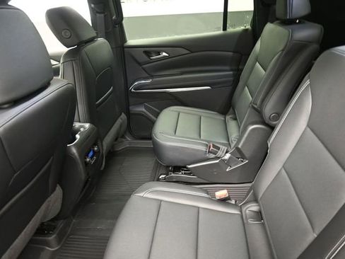 New 2026 Chevrolet Traverse LT w/ Driver Confidence Package image 10