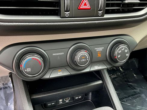 Used 2020 Kia Forte LXS FWD image 15