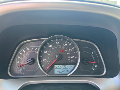 Used 2015 Toyota RAV4 LE FWD image 12