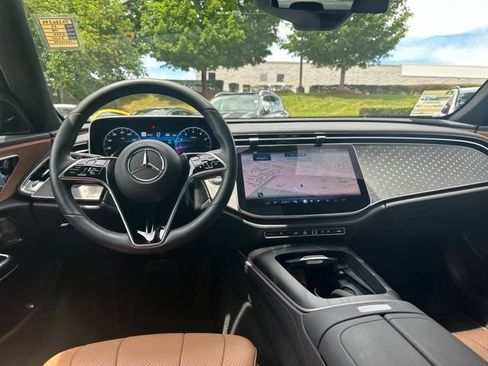 Certified 2026 Mercedes-Benz E 350 4MATIC Sedan image 11