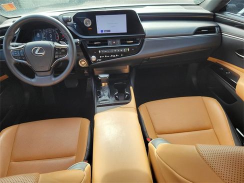 Used 2023 Lexus ES 350 image 11