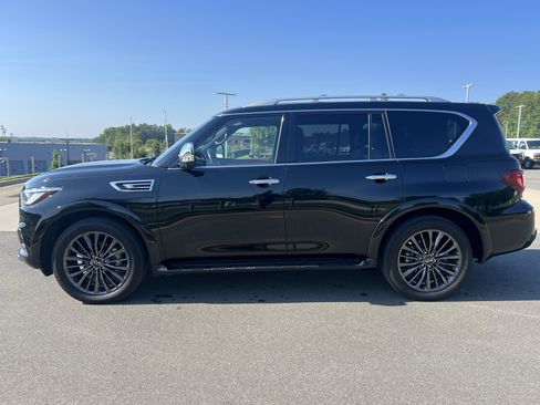 Used 2023 INFINITI QX80 Sensory w/ Cargo Package AWD/4WD image 6