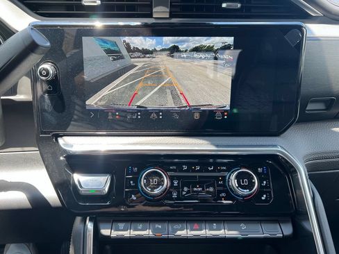 New 2026 GMC Sierra 2500 Denali AWD/4WD image 16
