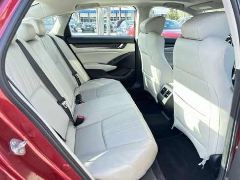 Used 2018 Honda Accord EX-L image 16