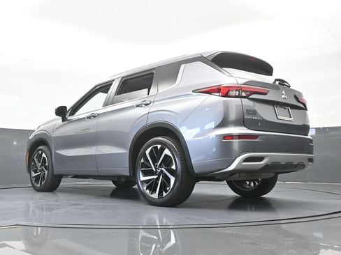 Used 2022 Mitsubishi Outlander SEL AWD/4WD image 62
