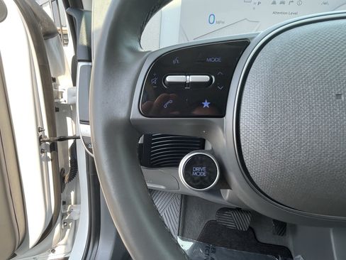 Certified 2024 Hyundai Ioniq 5 SEL RWD image 22